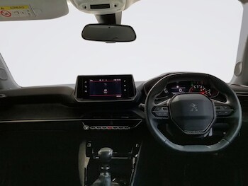 Used Peugeot 2008 2021 for sale - 78232860: Photo