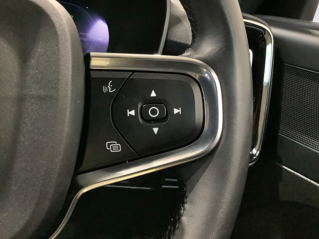 Used Volvo XC40 2022 for sale - 77539530: Photo 19