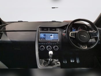 Used Jaguar E-Pace 2019 for sale - 79543564: Photo