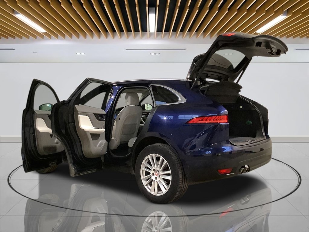 Used Jaguar F-Pace 2016 for sale - 78049537: Photo 10