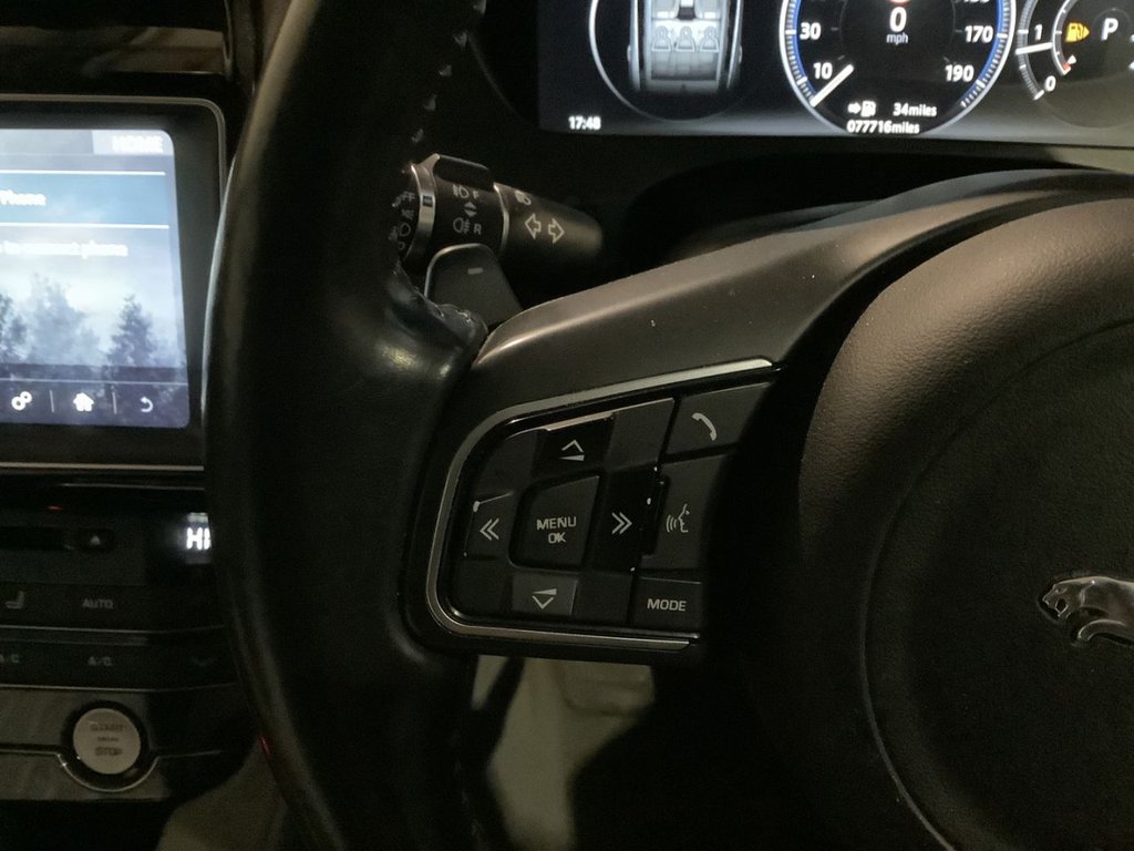 Used Jaguar F-Pace 2016 for sale - 78049537: Photo 17