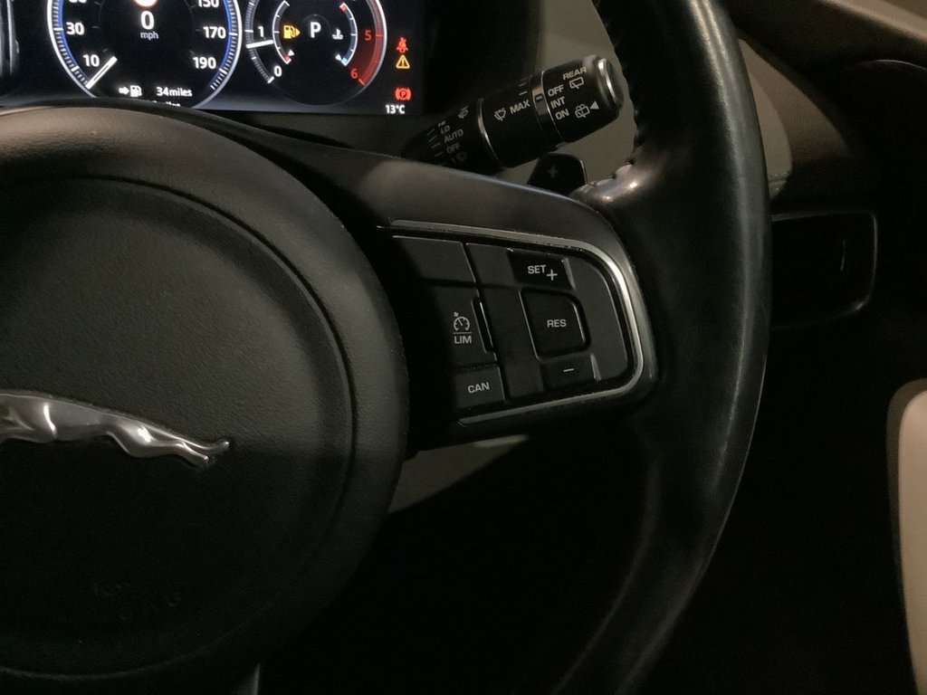 Used Jaguar F-Pace 2016 for sale - 78049537: Photo 19