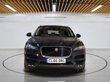Used Jaguar F-Pace 2016 for sale - 78049537: Photo