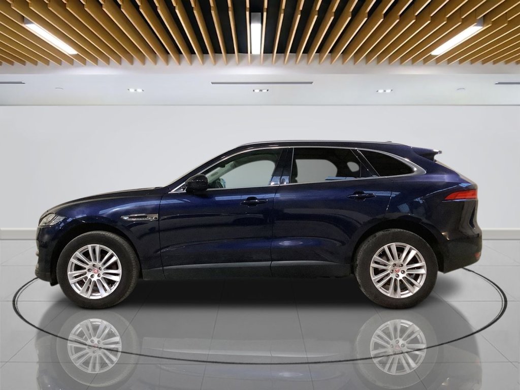 Used Jaguar F-Pace 2016 for sale - 78049537: Photo 5
