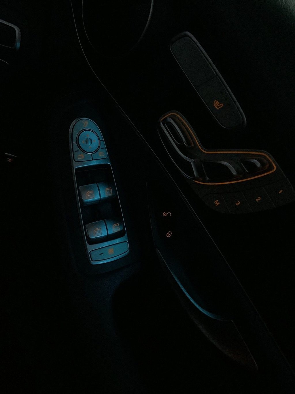 Used Mercedes-Benz GLC 2018 for sale - 76429784: Photo 25