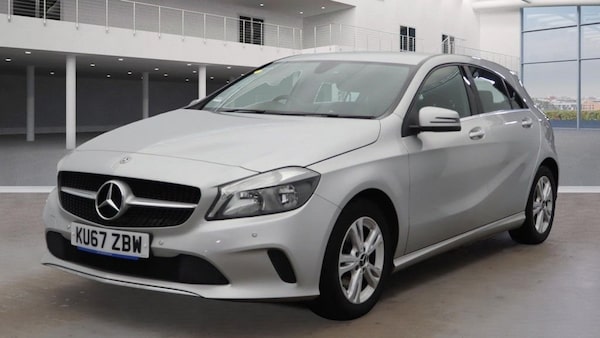 Used Mercedes-Benz A-Class 2018 for sale - 76313160: Photo 2