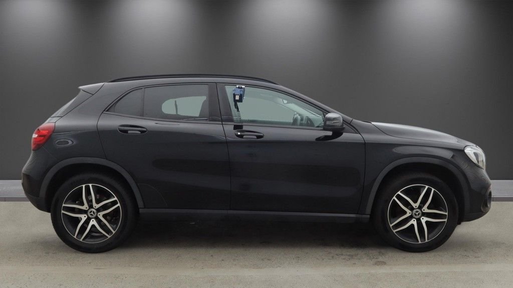 Used Mercedes-Benz GLA 2019 for sale - 78200637: Photo 5