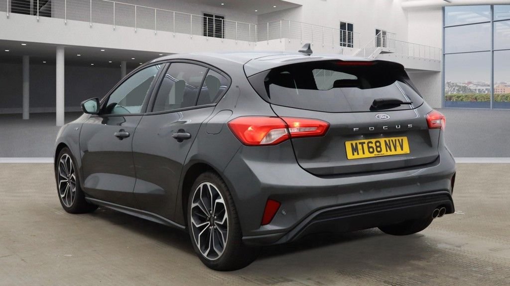 Used Ford Focus 2018 for sale - 77976311: Photo 3