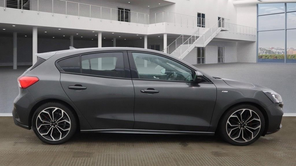 Used Ford Focus 2018 for sale - 77976311: Photo 5