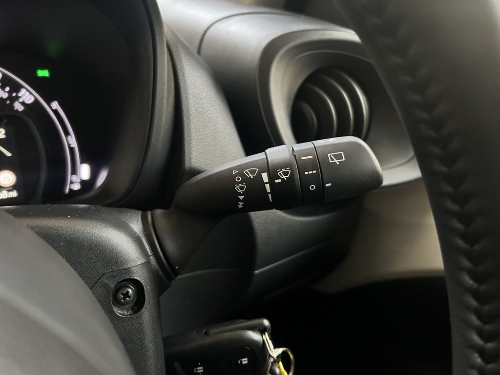 Used Toyota Aygo X 2022 for sale - 78145349: Photo 21