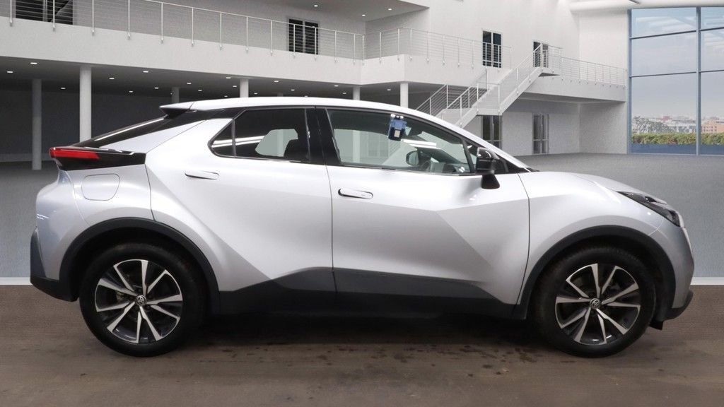 Used Toyota C-HR 2024 for sale - 77188554: Photo 11