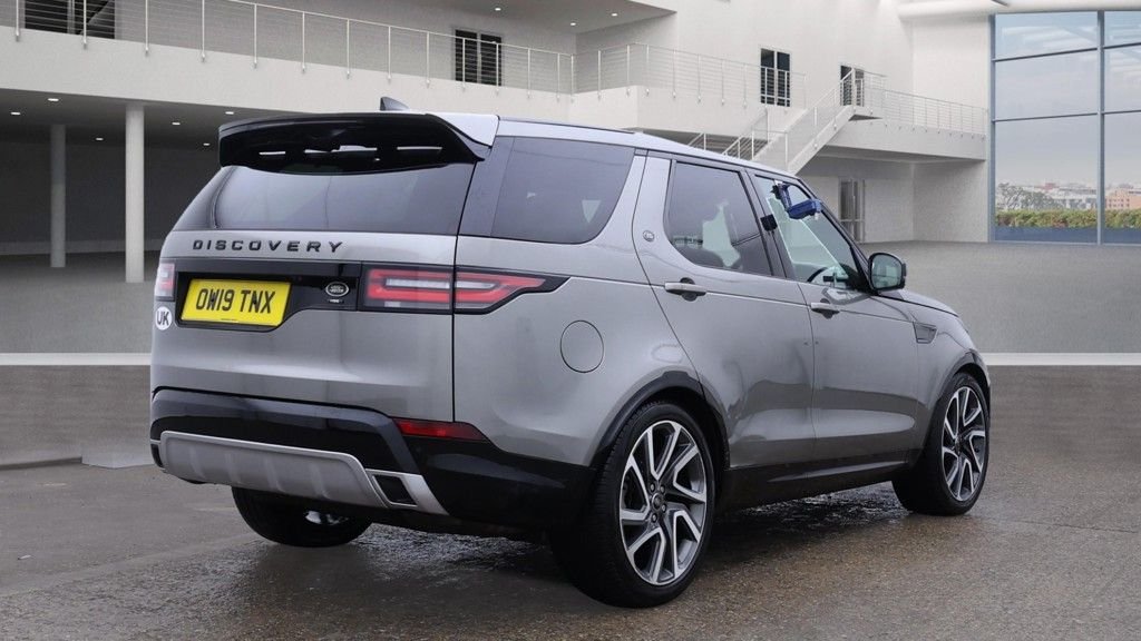 Used Land Rover Discovery 2019 for sale - 76535399: Photo 4