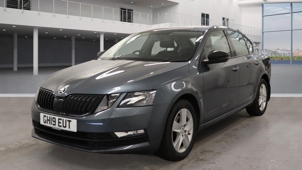 Used Skoda Octavia 2019 for sale - 76430299: Photo 2