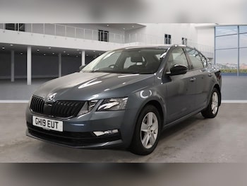 Used Skoda Octavia 2019 for sale - 76430299: Photo