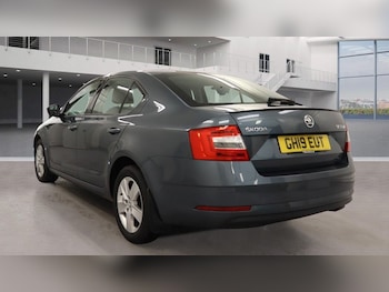 Used Skoda Octavia 2019 for sale - 76430299: Photo