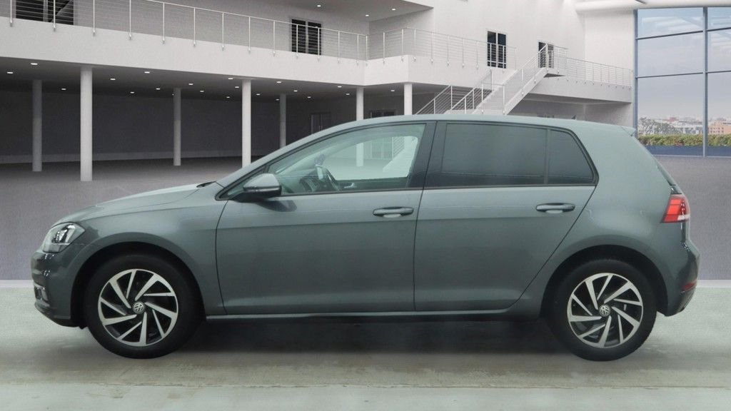 Used Volkswagen Golf 2019 for sale - 77521032: Photo 6