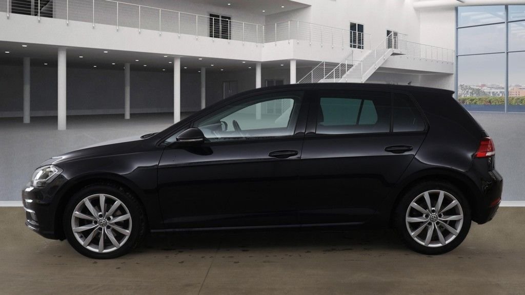 Used Volkswagen Golf 2020 for sale - 77614214: Photo 12