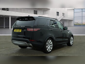 Used Land Rover Discovery 2019 for sale - 75912243: Photo
