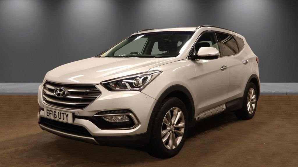 Used Hyundai Santa Fe 2016 for sale - 78044574: Photo 2