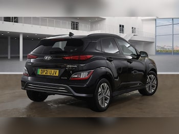 Used Hyundai KONA 2021 for sale - 77748549: Photo