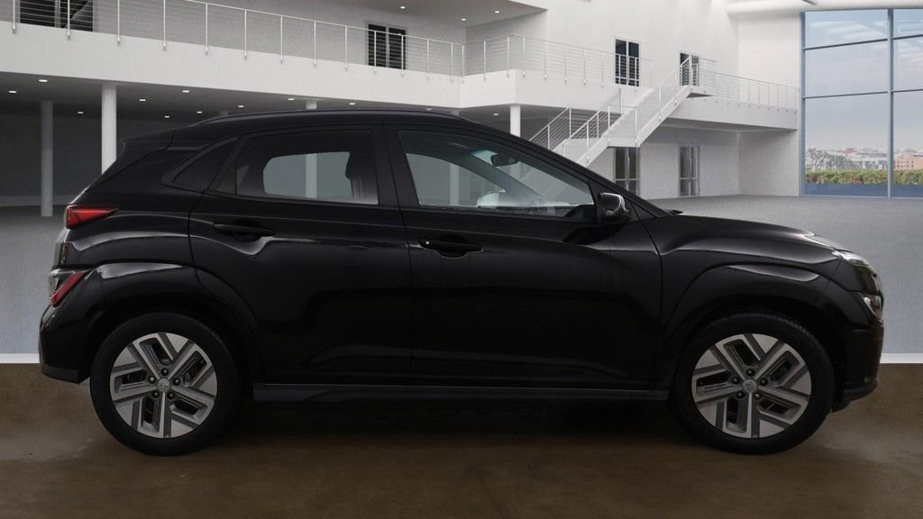 Used Hyundai KONA 2021 for sale - 77748549: Photo 5