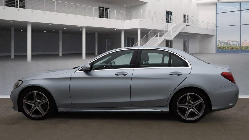 Used Mercedes-Benz C Class 2017 for sale - 76367849: Photo 6