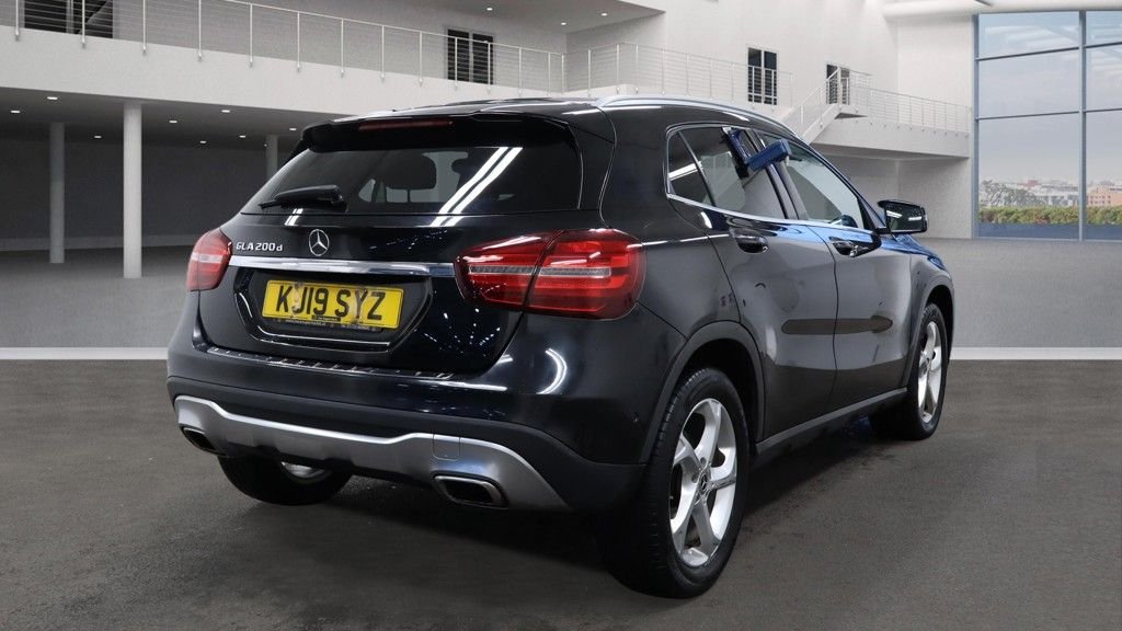 Used Mercedes-Benz GLA 2019 for sale - 76950577: Photo 10