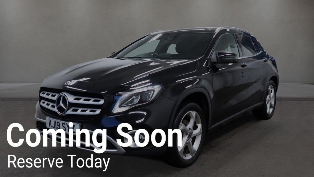 Used Mercedes-Benz GLA 2019 for sale - 76950577: Photo 2