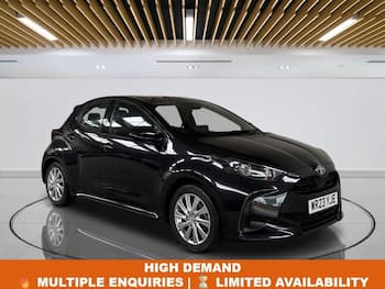 Used Toyota Yaris 2023 for sale - 79655177: Photo