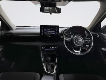 Used Toyota Yaris 2023 for sale - 79655177: Photo