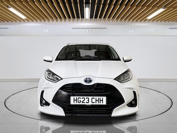 Used Toyota Yaris 2023 for sale - 79550670: Photo
