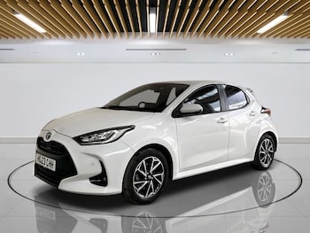 Used Toyota Yaris 2023 for sale - 79550670: Photo