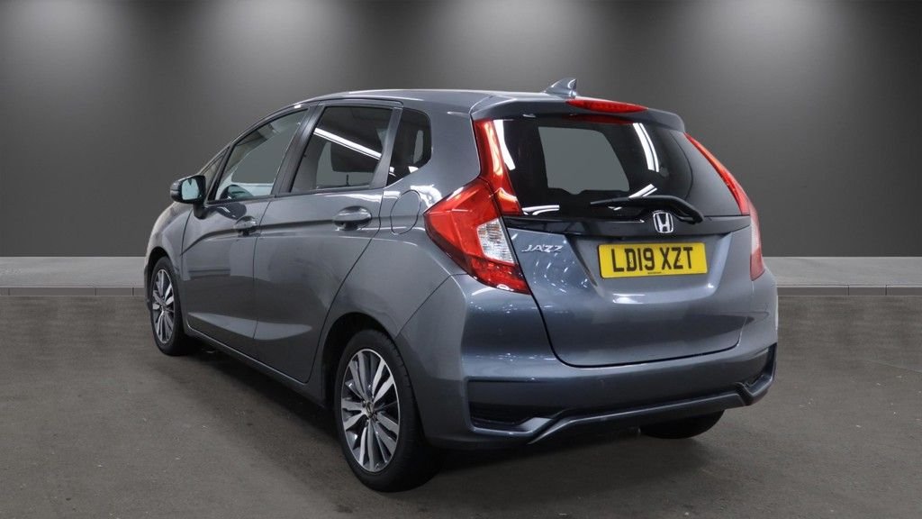 Used Honda Jazz 2019 for sale - 78061902: Photo 3