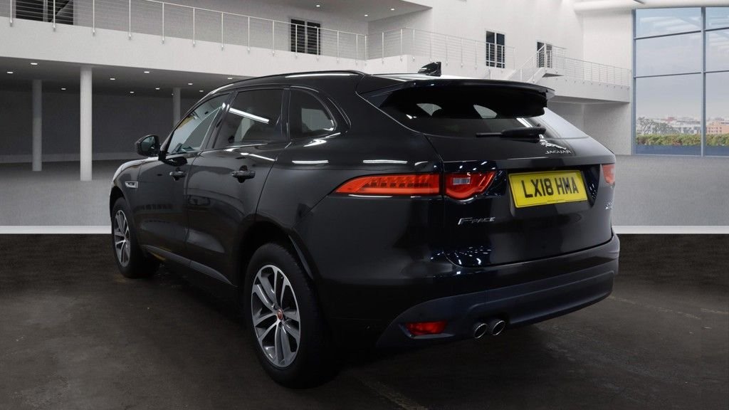 Used Jaguar F-Pace 2018 for sale - 76788013: Photo 3
