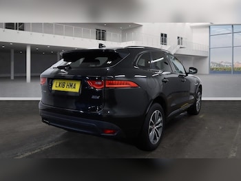 Used Jaguar F-Pace 2018 for sale - 76788013: Photo