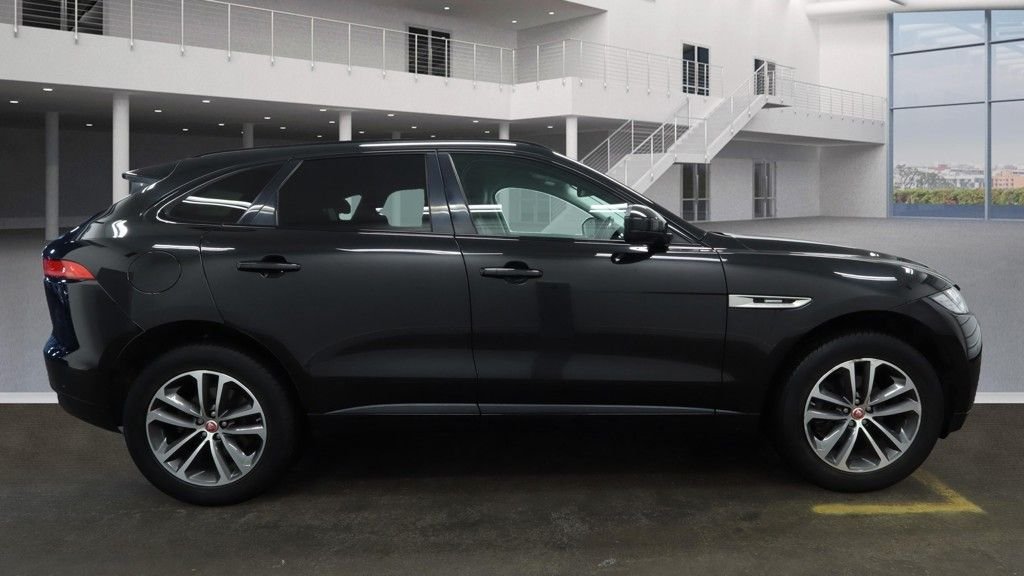 Used Jaguar F-Pace 2018 for sale - 76788013: Photo 5