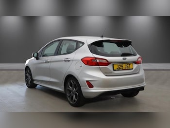 Used Ford Fiesta 2018 for sale - 78819269: Photo