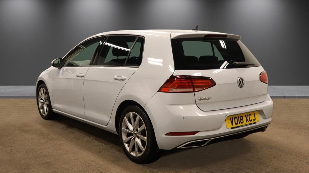 Used Volkswagen Golf 2018 for sale - 78167647: Photo 3