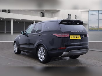 Used Land Rover Discovery 2018 for sale - 76313165: Photo 3