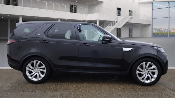 Used Land Rover Discovery 2018 for sale - 76313165: Photo 5