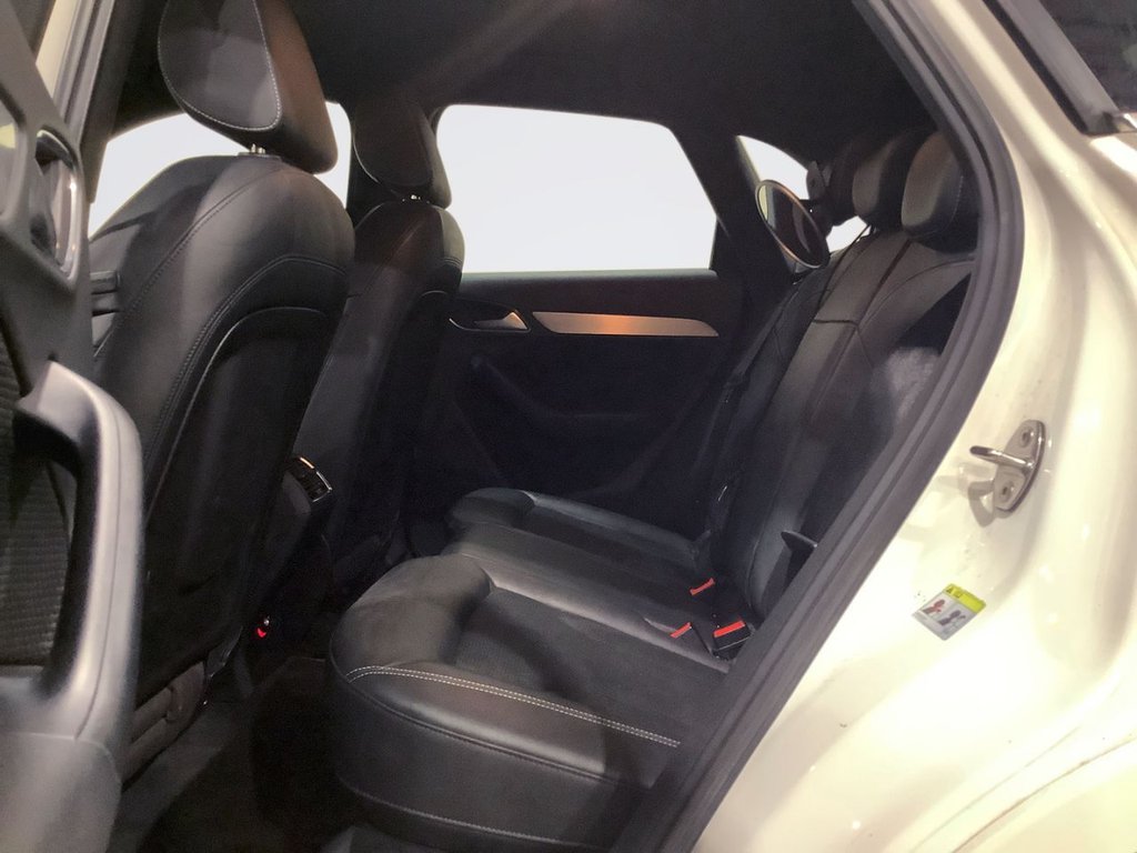 Used Audi Q3 2017 for sale - 77470624: Photo 12