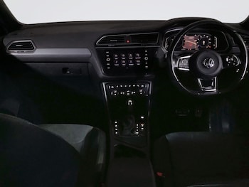 Used Volkswagen Tiguan 2020 for sale - 76256564: Photo 3