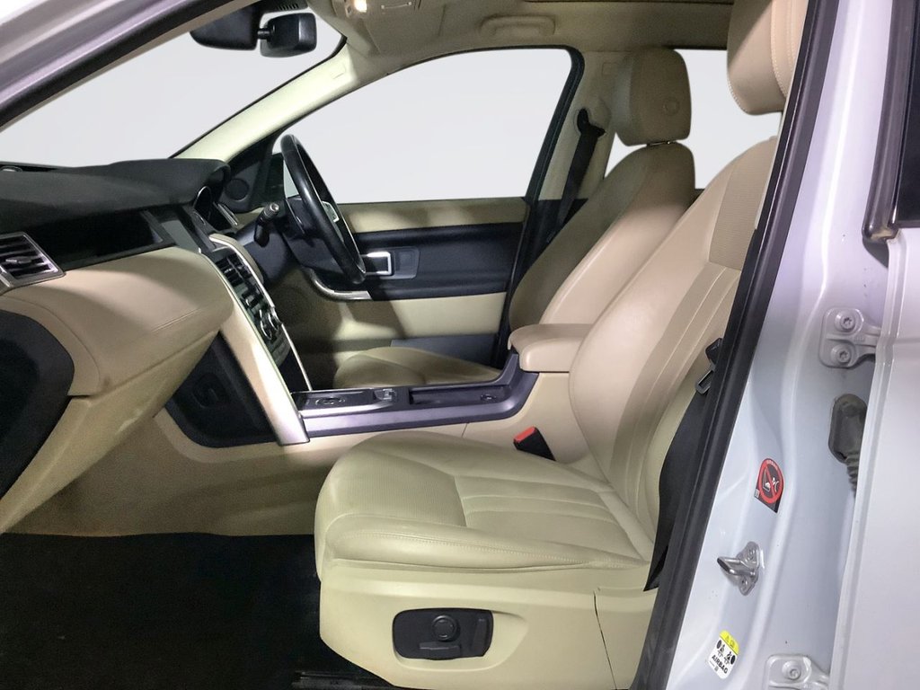 Used Land Rover Discovery Sport 2016 for sale - 76535427: Photo 12