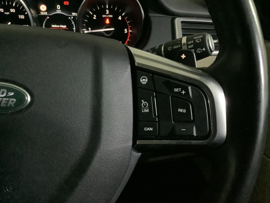 Used Land Rover Discovery Sport 2016 for sale - 76535427: Photo 19