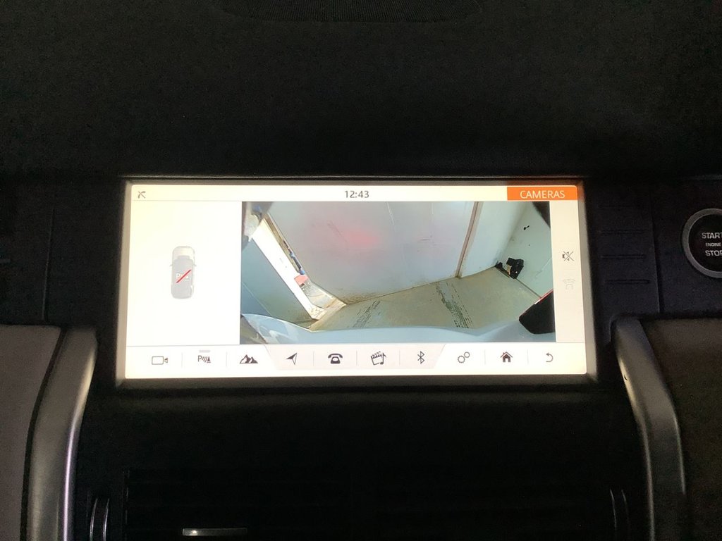 Used Land Rover Discovery Sport 2016 for sale - 76535427: Photo 23