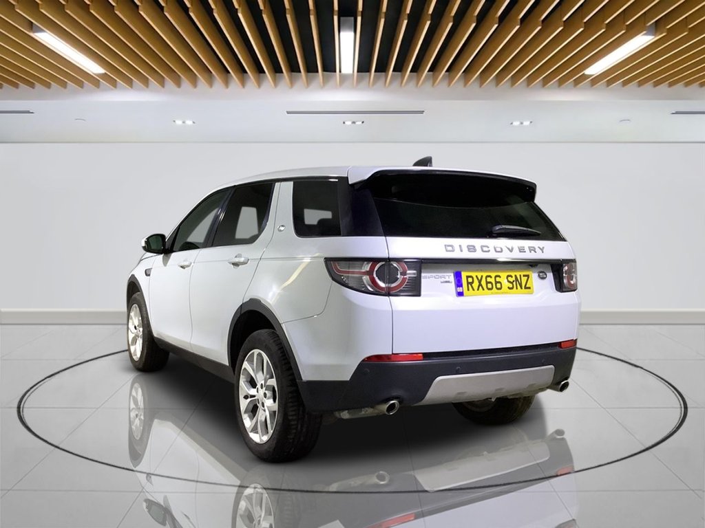 Used Land Rover Discovery Sport 2016 for sale - 76535427: Photo 5