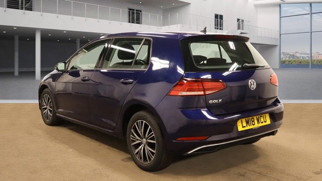 Used Volkswagen Golf 2018 for sale - 77911071: Photo 9