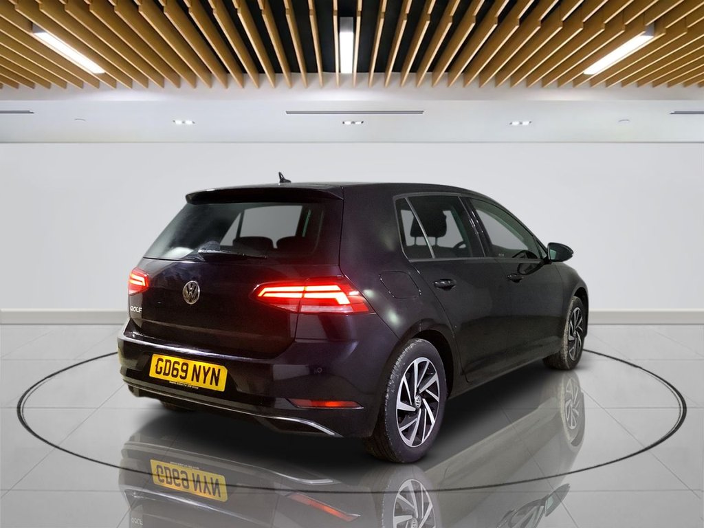 Used Volkswagen Golf 2019 for sale - 77981525: Photo 5