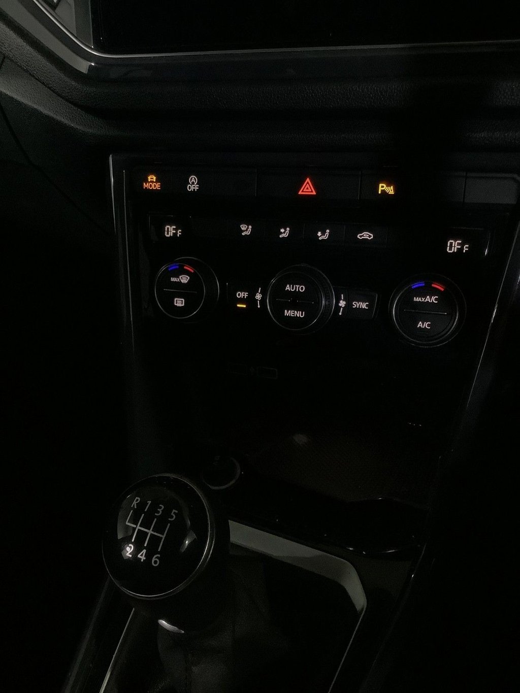 Used Volkswagen T-Roc 2019 for sale - 76547034: Photo 24