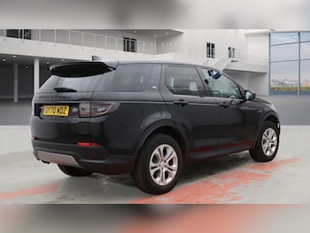 Used Land Rover Discovery Sport 2020 for sale - 76482137: Photo